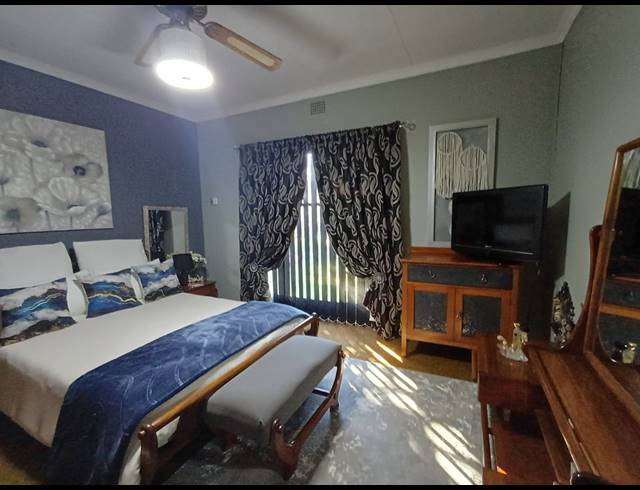3 BEDROOM HOUSE FOR SALE IN VANDERBIJLPARK SE 6